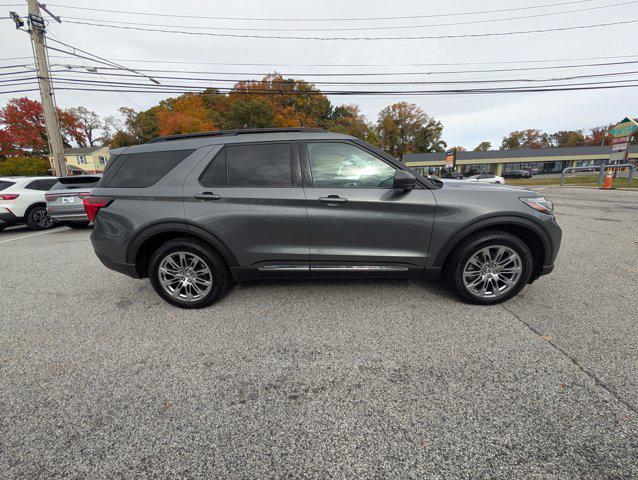 used 2025 Ford Explorer car, priced at $39,900