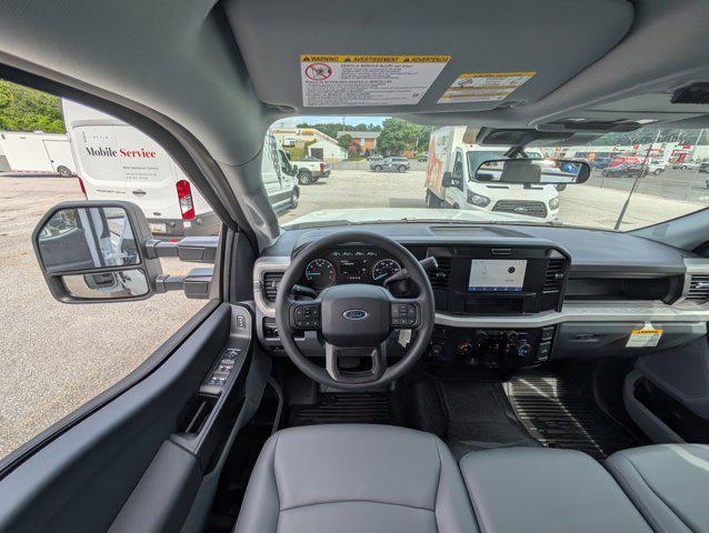 new 2025 Ford F-250 car, priced at $50,948