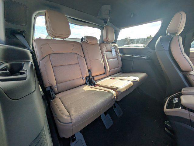 new 2025 Lincoln Navigator car, priced at $120,585