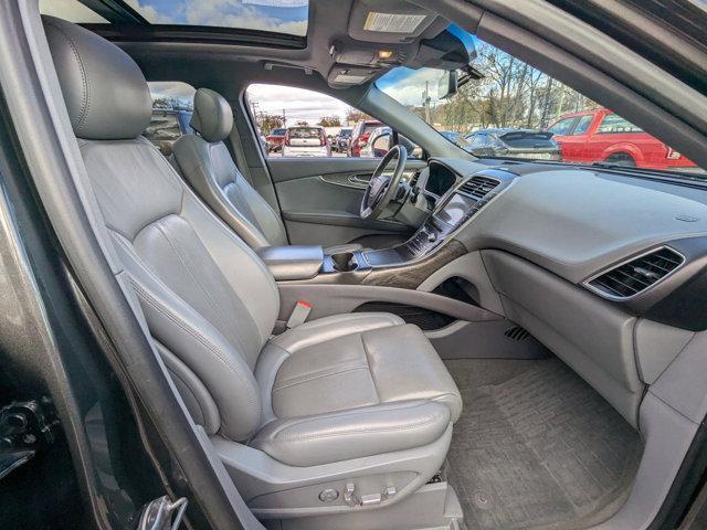 used 2019 Lincoln Nautilus car, priced at $20,000