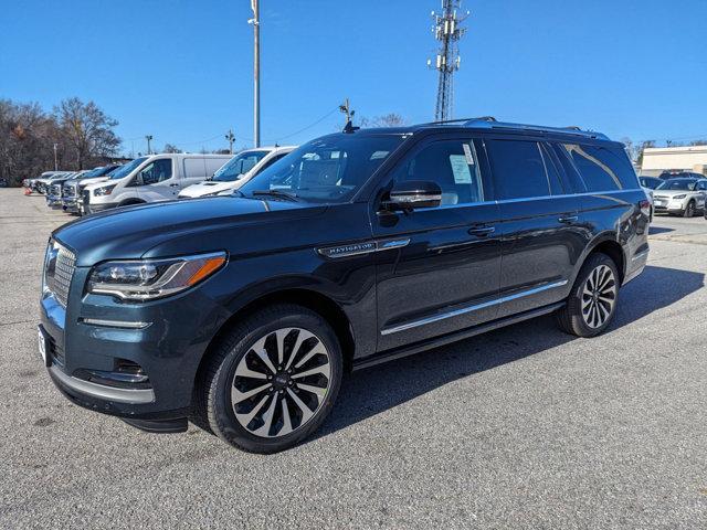 new 2024 Lincoln Navigator car, priced at $105,675