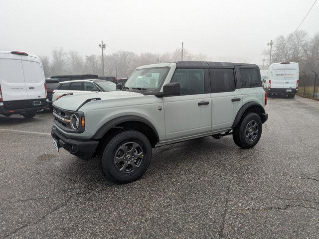 new 2024 Ford Bronco car, priced at $44,652