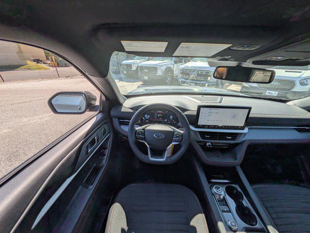new 2025 Ford Explorer car, priced at $51,657