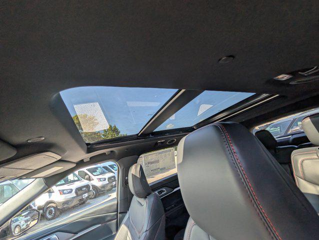 new 2025 Ford Explorer car, priced at $51,657