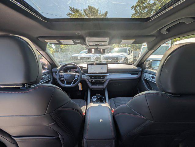 new 2025 Ford Explorer car, priced at $51,657
