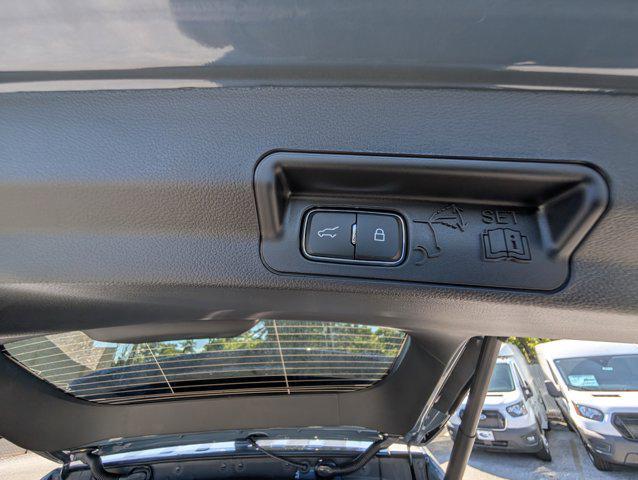 new 2025 Ford Explorer car, priced at $51,657