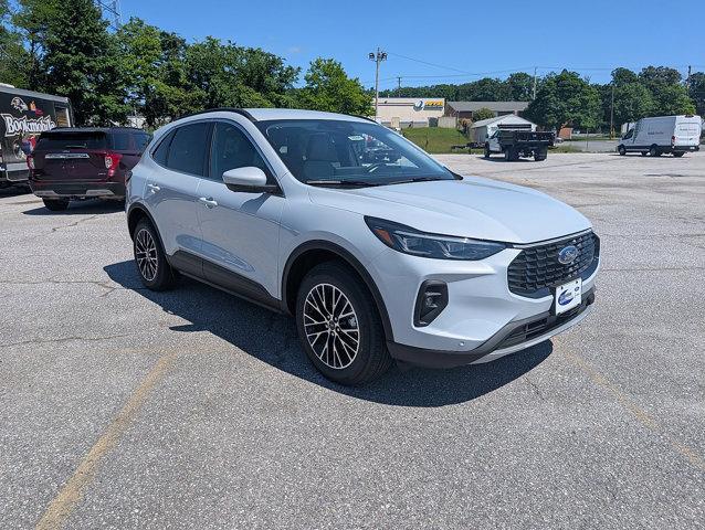 new 2025 Ford Escape PHEV car, priced at $39,692