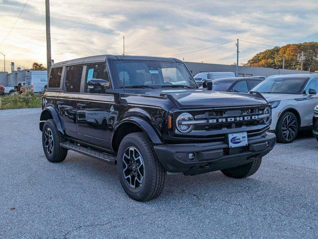 new 2024 Ford Bronco car, priced at $50,059