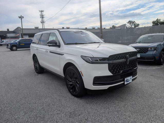 new 2025 Lincoln Navigator car, priced at $110,185