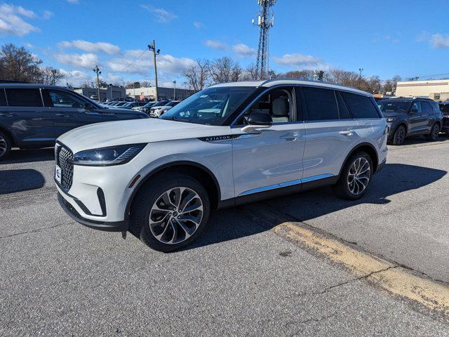 new 2025 Lincoln Aviator car, priced at $70,008