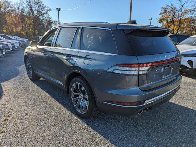 new 2025 Lincoln Aviator car, priced at $70,517