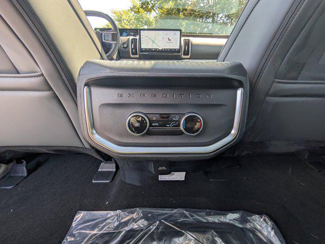 new 2025 Ford Expedition car, priced at $67,920