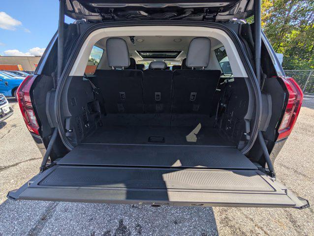 new 2025 Ford Expedition car, priced at $67,920
