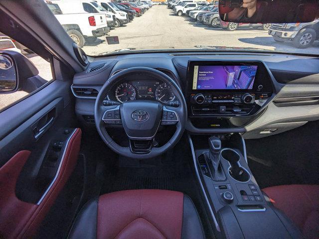 used 2023 Toyota Highlander car, priced at $43,000