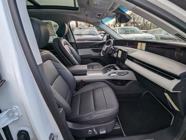 new 2024 Lincoln Nautilus car, priced at $55,260