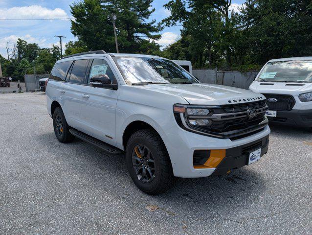 new 2025 Ford Expedition car, priced at $82,545