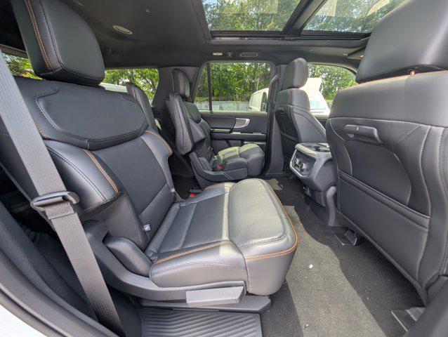new 2025 Ford Expedition car, priced at $82,545