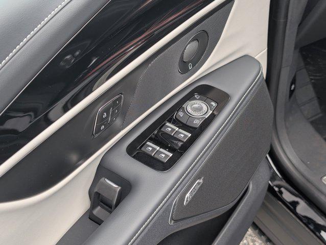 new 2025 Lincoln Nautilus car, priced at $59,107