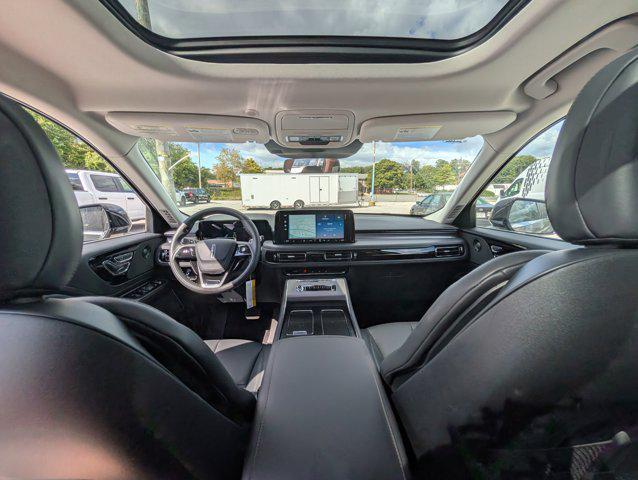 new 2025 Lincoln Aviator car, priced at $65,222