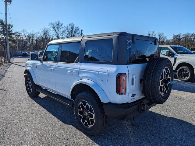 new 2024 Ford Bronco car, priced at $51,547