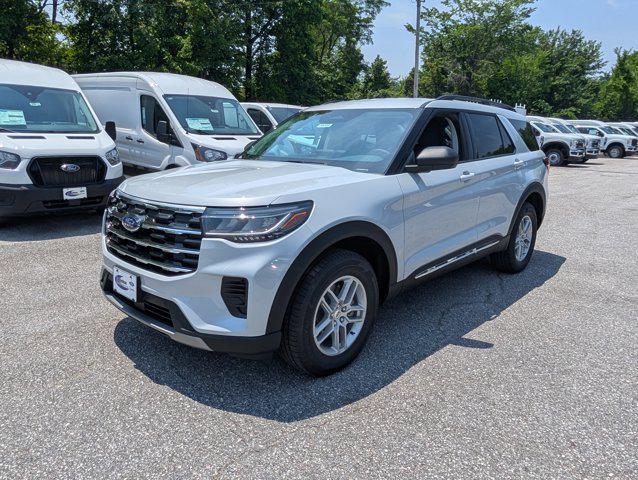 new 2025 Ford Explorer car, priced at $40,656