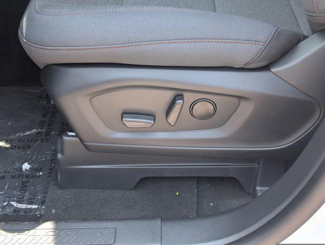 new 2025 Ford Explorer car, priced at $40,656