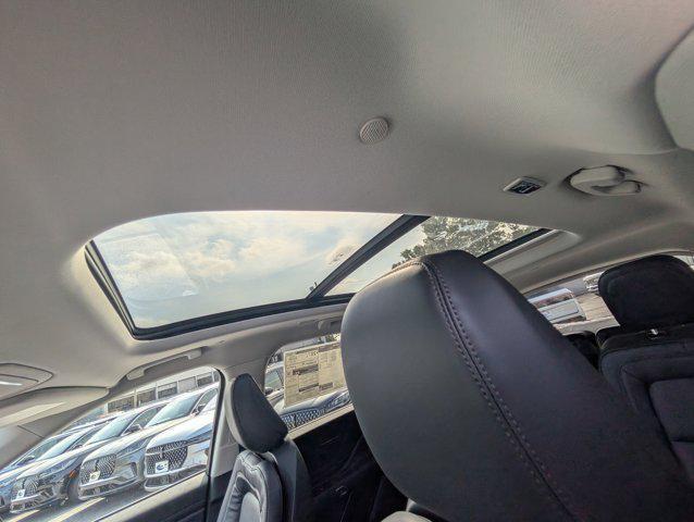 new 2025 Lincoln Aviator car, priced at $70,718