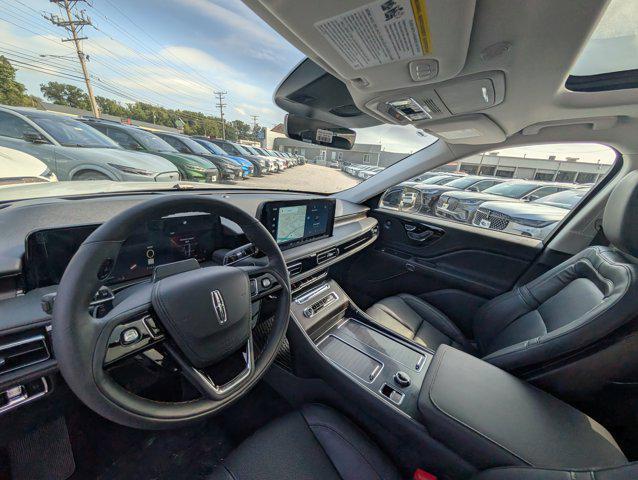 new 2025 Lincoln Aviator car, priced at $70,718