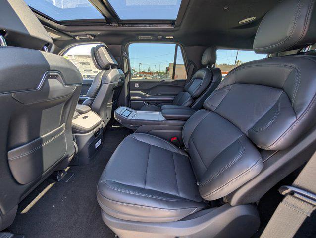 new 2025 Lincoln Navigator car, priced at $105,778