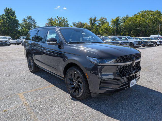 new 2025 Lincoln Navigator car, priced at $105,778