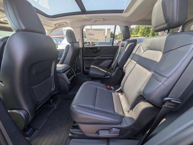 new 2025 Lincoln Aviator car, priced at $60,758