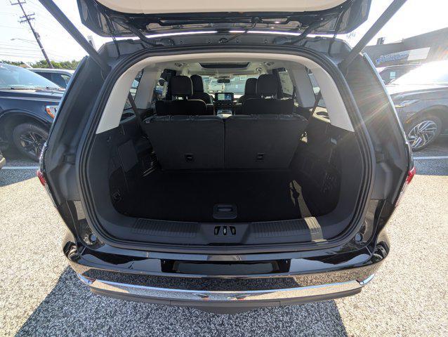 new 2025 Lincoln Aviator car, priced at $60,758