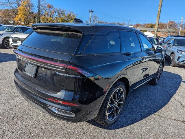 new 2024 Lincoln Nautilus car, priced at $55,627