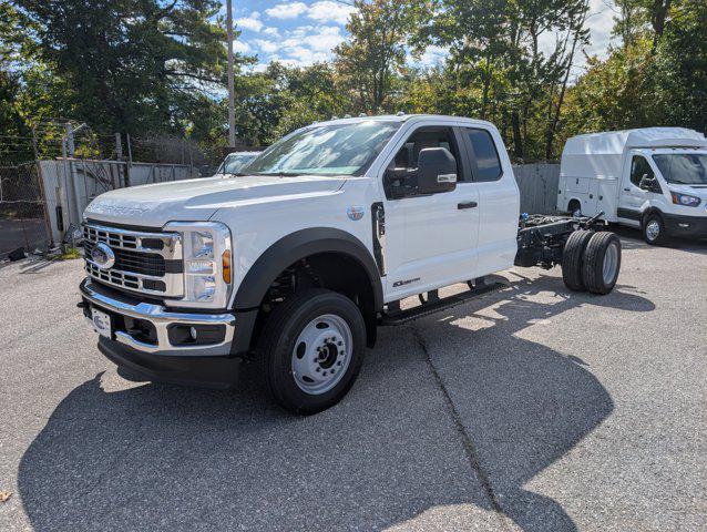 new 2025 Ford F-450 car, priced at $76,905