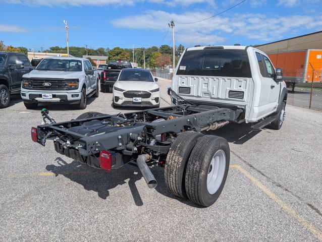 new 2025 Ford F-450 car, priced at $76,905