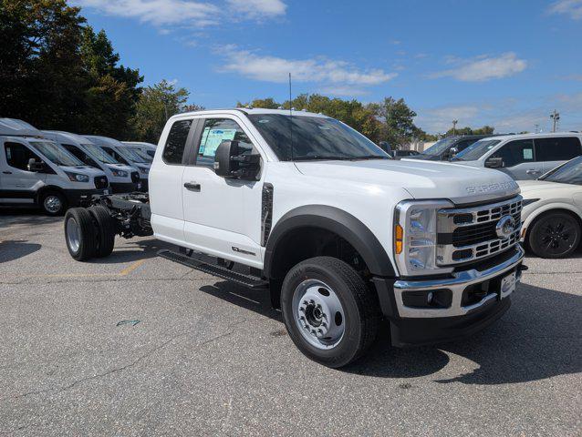 new 2025 Ford F-450 car, priced at $76,905