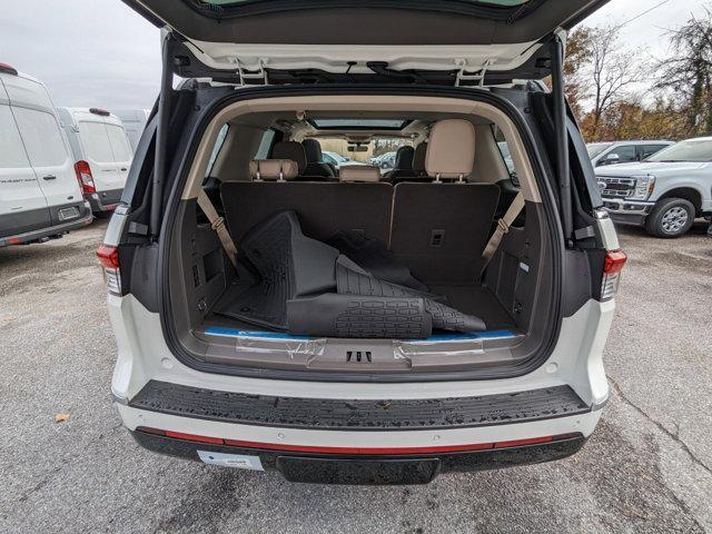 new 2024 Lincoln Navigator car, priced at $99,823