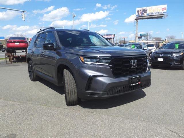 new 2025 Honda Pilot car, priced at $56,705