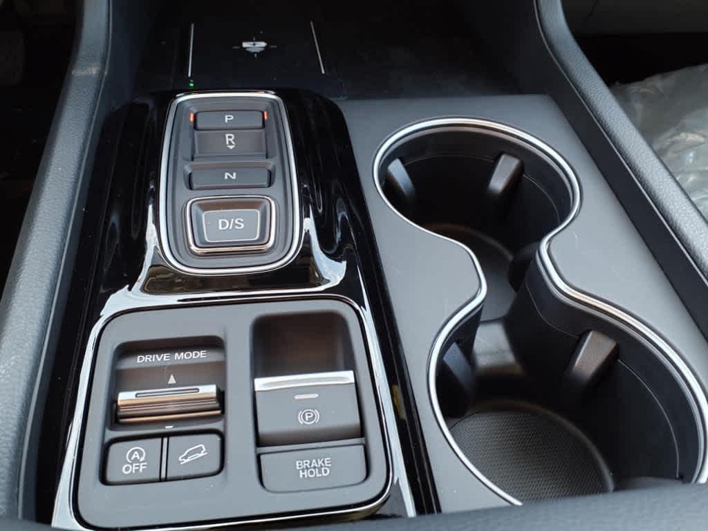 new 2025 Honda Pilot car, priced at $54,575