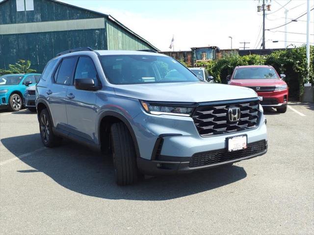 new 2025 Honda Pilot car, priced at $44,205
