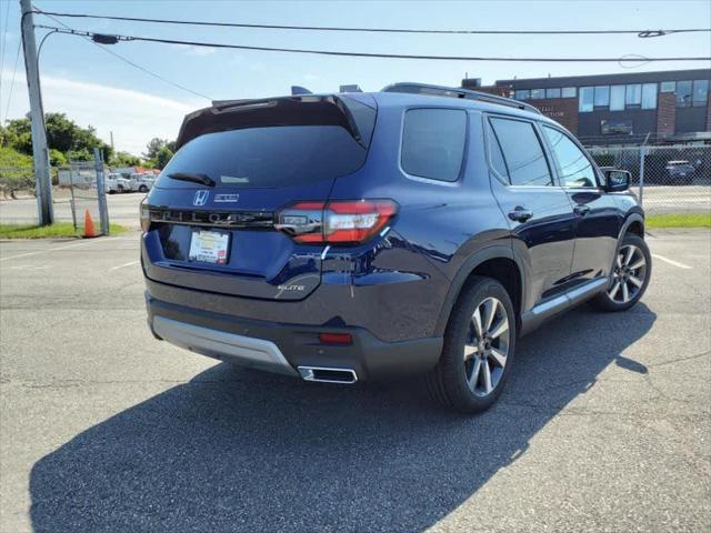 new 2025 Honda Pilot car, priced at $55,205