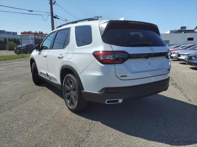 new 2025 Honda Pilot car, priced at $44,205
