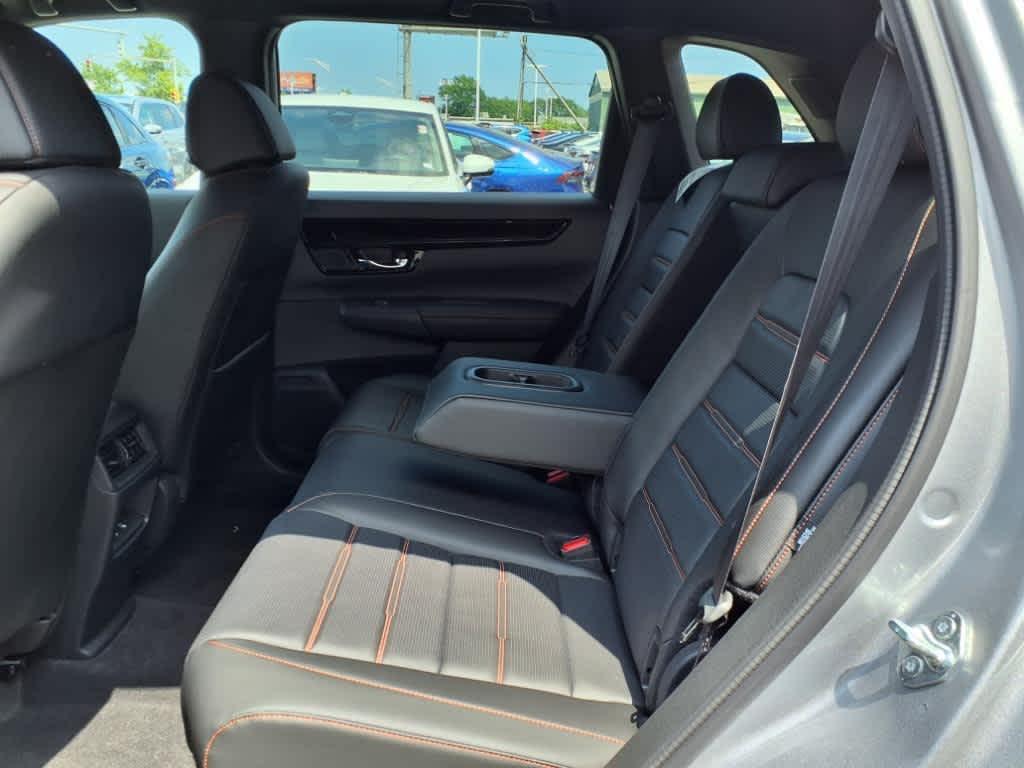 new 2026 Honda CR-V Hybrid car, priced at $43,700