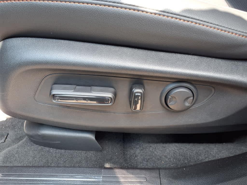 new 2026 Honda CR-V Hybrid car, priced at $43,700