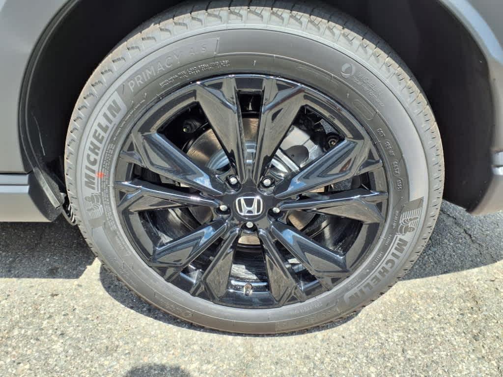 new 2026 Honda CR-V Hybrid car, priced at $43,700