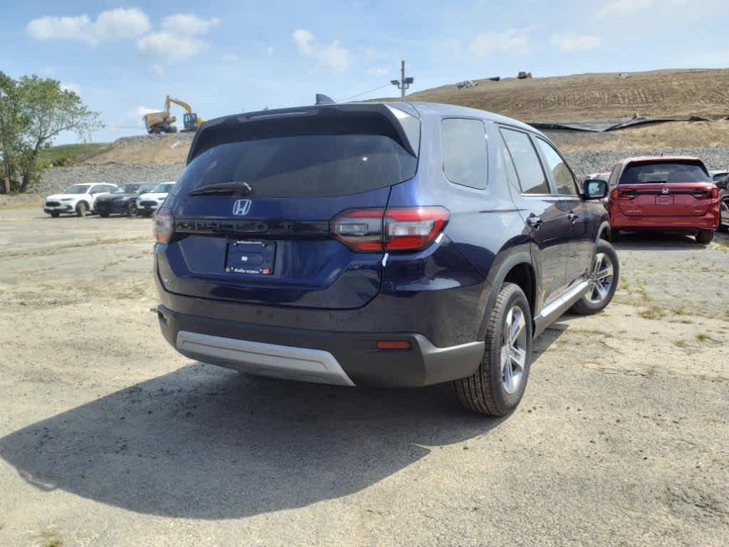 new 2025 Honda Pilot car, priced at $47,095