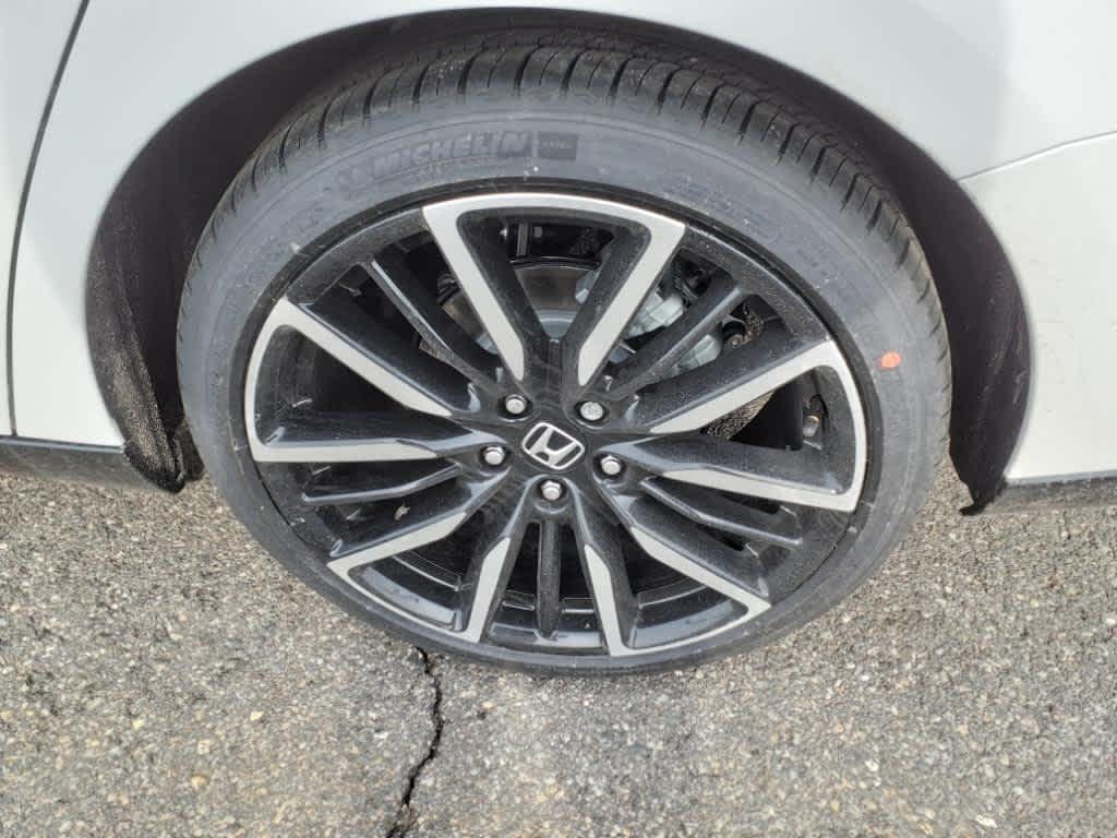 new 2025 Honda Accord Hybrid car, priced at $40,950