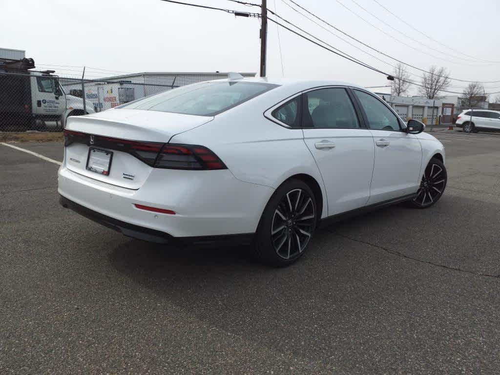 new 2025 Honda Accord Hybrid car, priced at $40,950