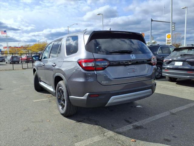 new 2025 Honda Pilot car, priced at $49,625