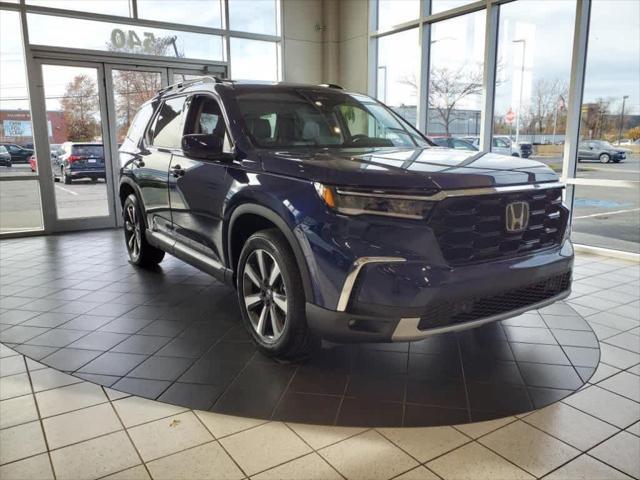 new 2025 Honda Pilot car, priced at $51,780